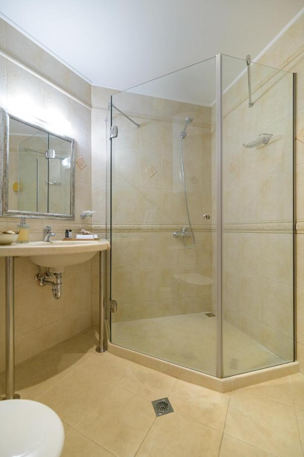 Suncity Apartment Varna Top Center Екстериор снимка